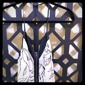 Silence + Noise, black and cream flowy tank